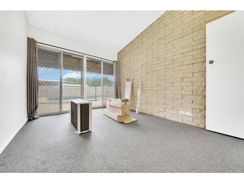 37 ANDERSON STREET, Clinton QLD 4680