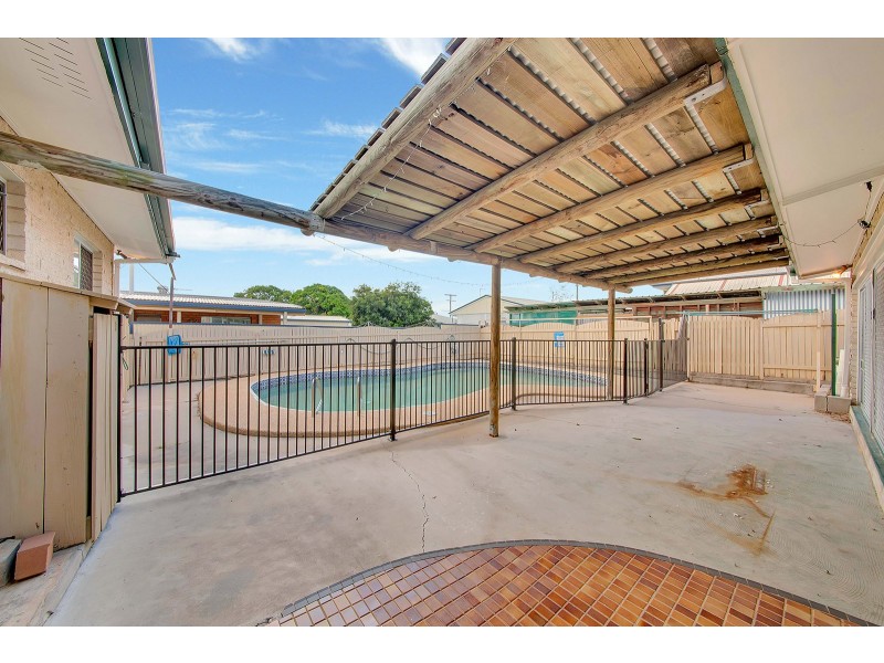 37 ANDERSON STREET, Clinton QLD 4680