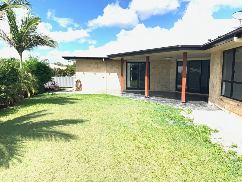 4 JUMBUCK COURT, Glen Eden QLD 4680