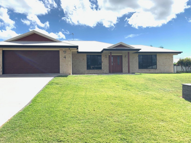 4 JUMBUCK COURT, Glen Eden QLD 4680