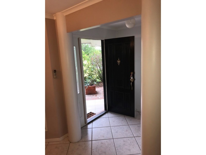 22 FAIRBAIRN PLACE, Clinton QLD 4680