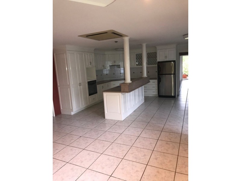 22 FAIRBAIRN PLACE, Clinton QLD 4680