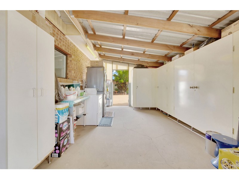 48902 BRUCE HIGHWAY, Benaraby QLD 4680