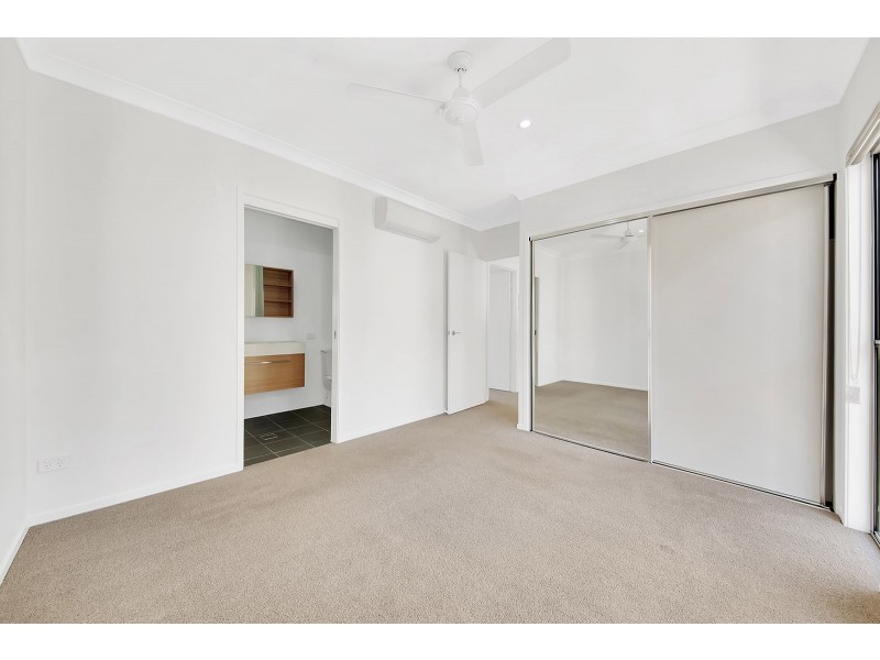 11/7 VIEW STREET, West Gladstone QLD 4680