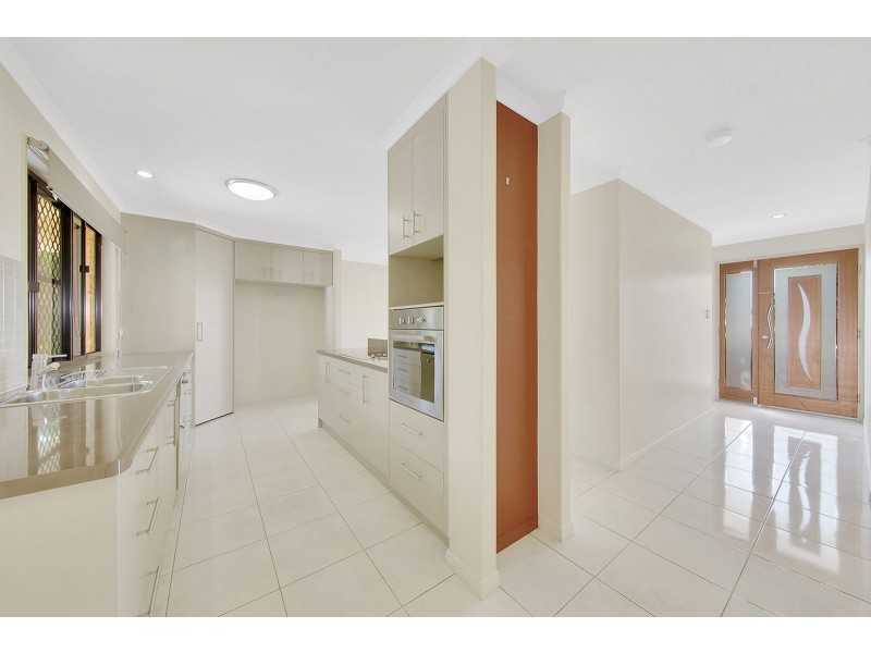 19 Eugenie Court, Glen Eden QLD 4680