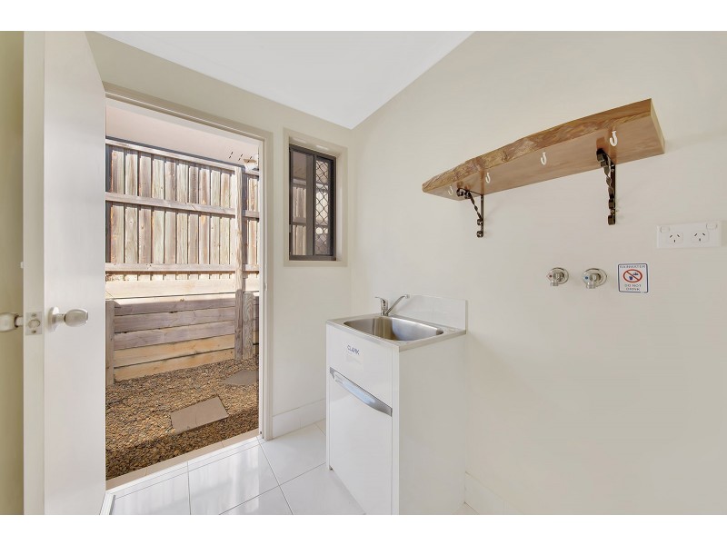 19 Eugenie Court, Glen Eden QLD 4680