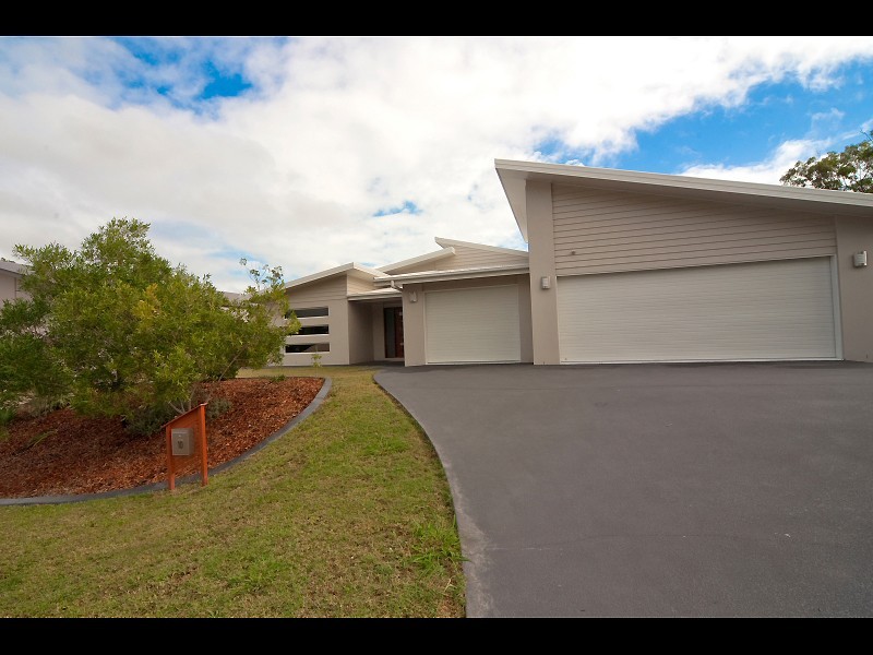 10 Sanctuary Place, Gladstone QLD 4680