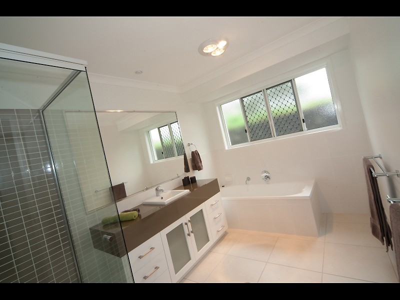 10 Sanctuary Place, Gladstone QLD 4680