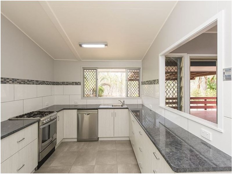 82 ALLUNGA DRIVE, Glen Eden QLD 4680