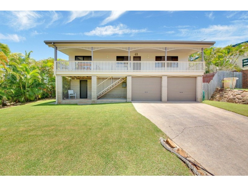 43 SANDPIPER AVENUE, New Auckland QLD 4680