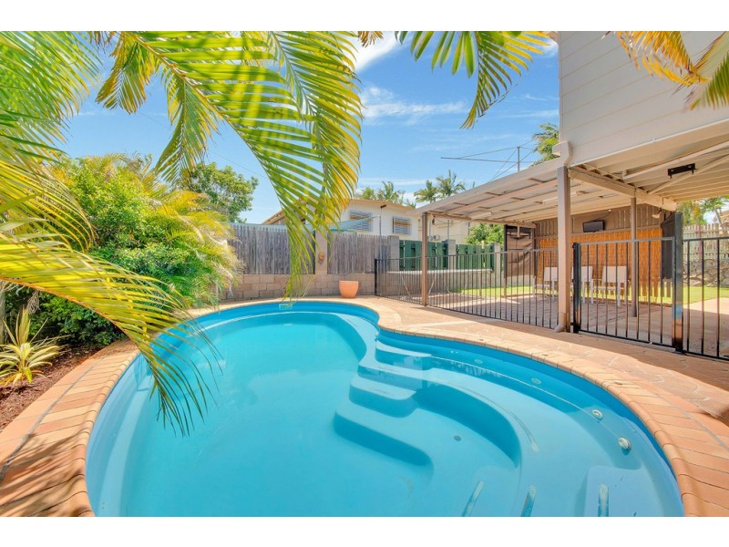 43 SANDPIPER AVENUE, New Auckland QLD 4680