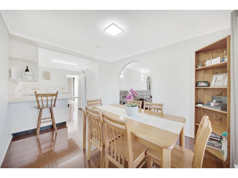 43 SANDPIPER AVENUE, New Auckland QLD 4680