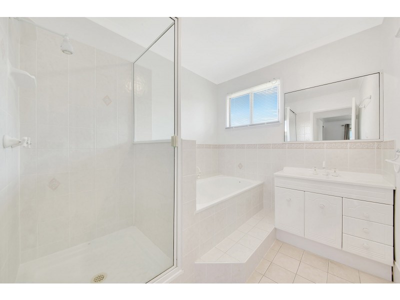 43 SANDPIPER AVENUE, New Auckland QLD 4680
