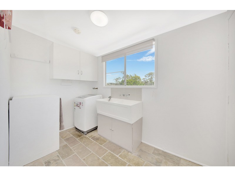 43 SANDPIPER AVENUE, New Auckland QLD 4680