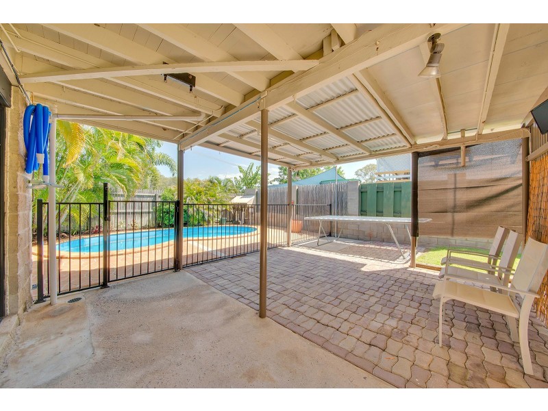 43 SANDPIPER AVENUE, New Auckland QLD 4680
