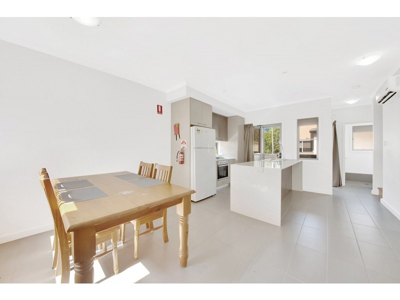 17/12 FLINDERS STREET, West Gladstone QLD 4680