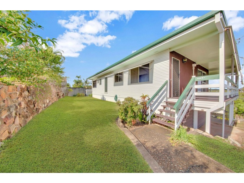 11 BOYNE CRESCENT, West Gladstone QLD 4680