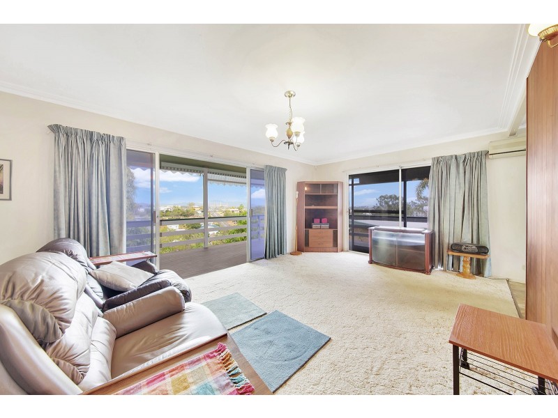 11 BOYNE CRESCENT, West Gladstone QLD 4680