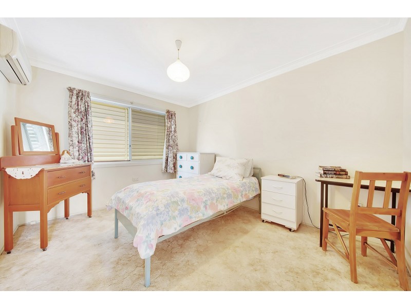 11 BOYNE CRESCENT, West Gladstone QLD 4680