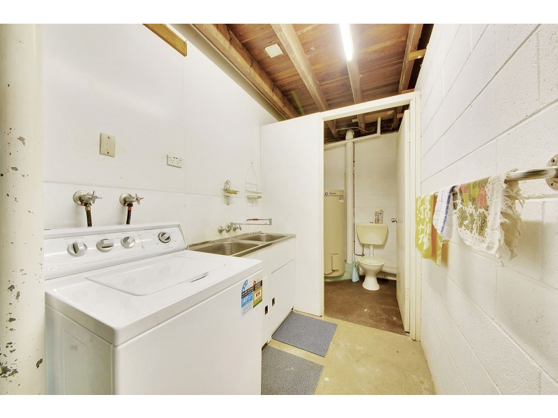 11 BOYNE CRESCENT, West Gladstone QLD 4680