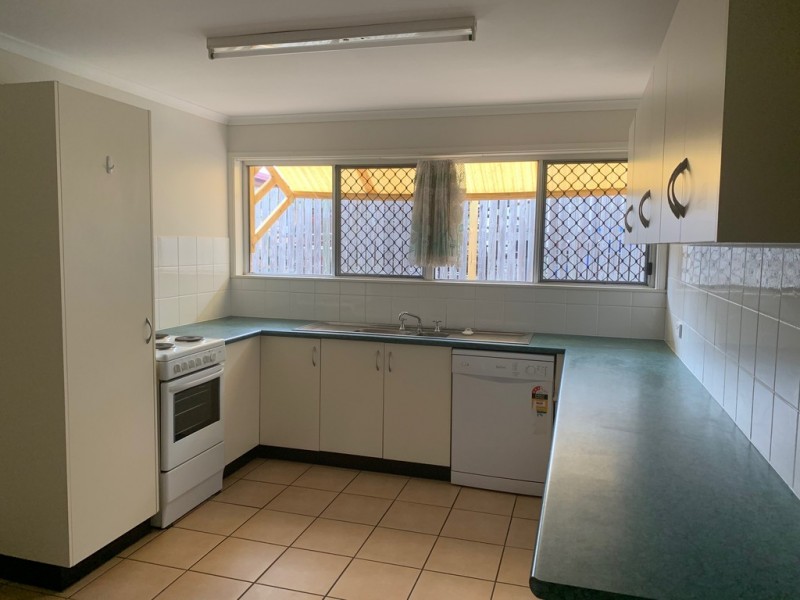 52 DIXON DRIVE, Telina QLD 4680