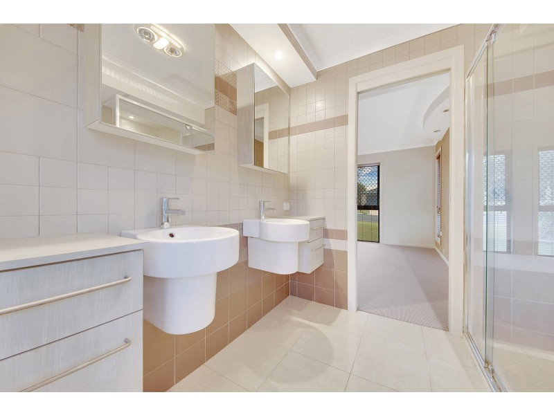 49 KATRINA BOULEVARD, New Auckland QLD 4680