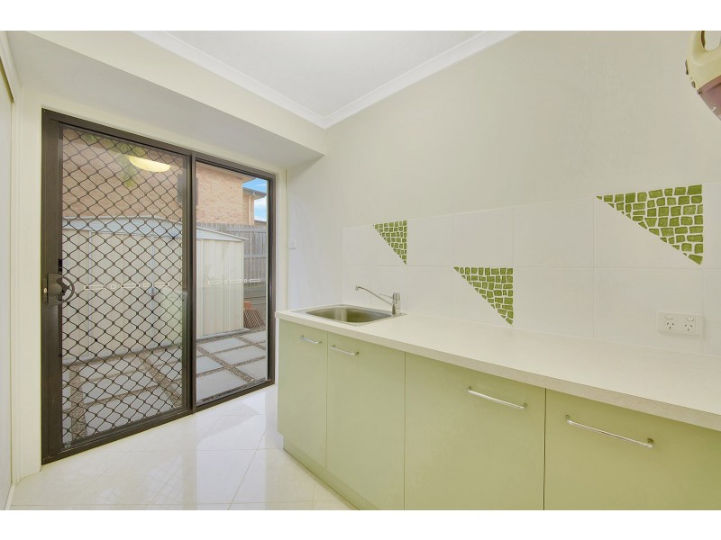 49 KATRINA BOULEVARD, New Auckland QLD 4680