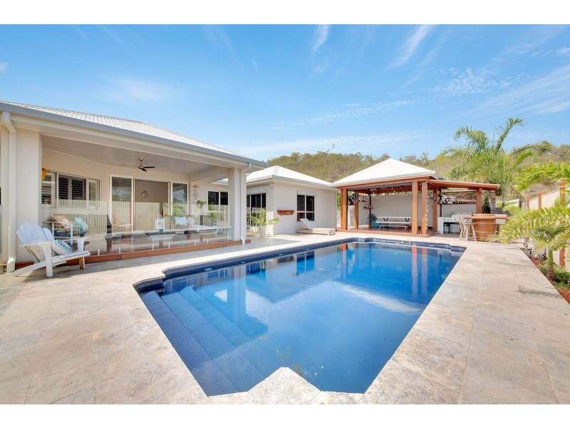 2 SCORPIUS PLACE, Telina QLD 4680