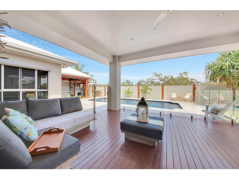 2 SCORPIUS PLACE, Telina QLD 4680