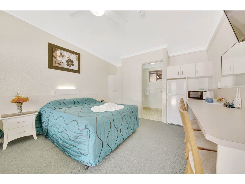 48902 BRUCE HIGHWAY, Benaraby QLD 4680