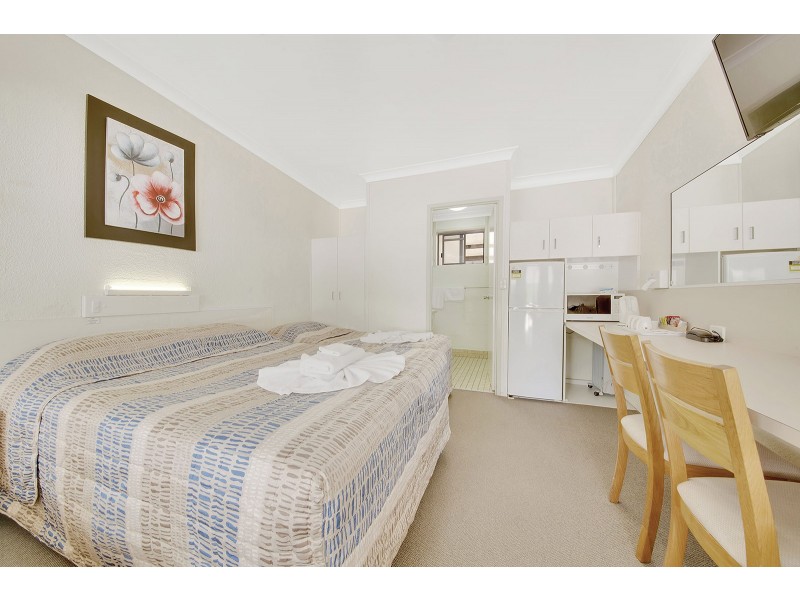 48902 BRUCE HIGHWAY, Benaraby QLD 4680