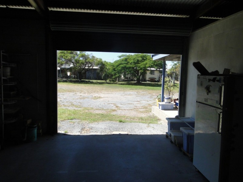 132 GOONDOON STREET, Gladstone QLD 4680