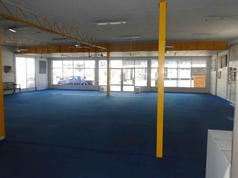 132 GOONDOON STREET, Gladstone QLD 4680