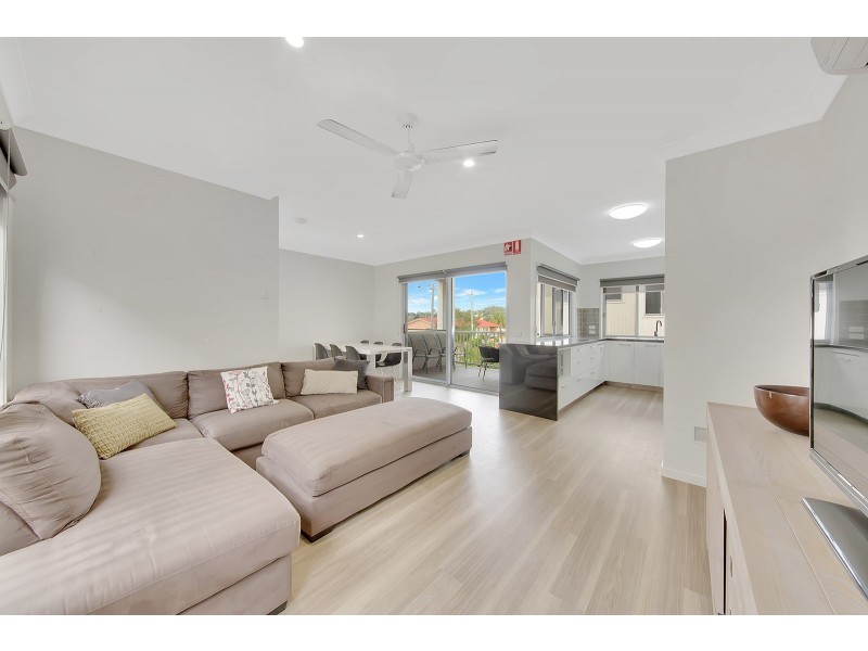 13/7 VIEW STREET, West Gladstone QLD 4680