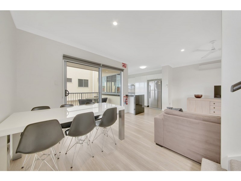 13/7 VIEW STREET, West Gladstone QLD 4680