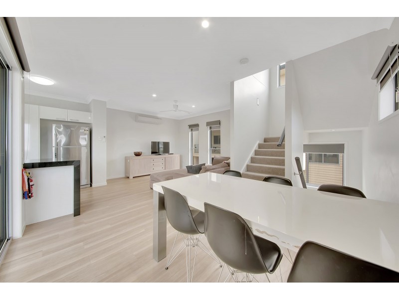 13/7 VIEW STREET, West Gladstone QLD 4680
