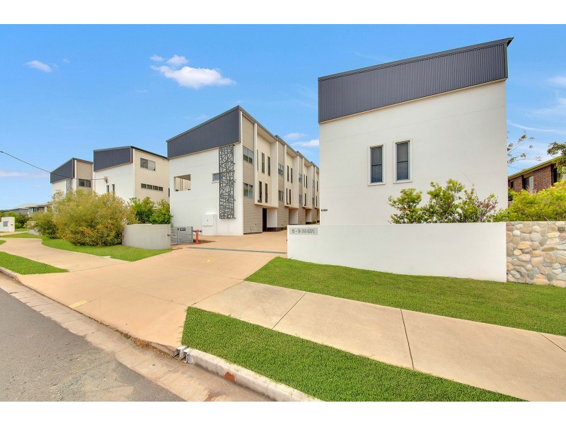 13/7 VIEW STREET, West Gladstone QLD 4680