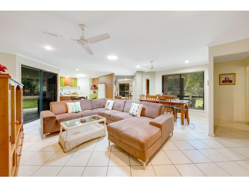 27 RONALD CRESCENT, Benaraby QLD 4680