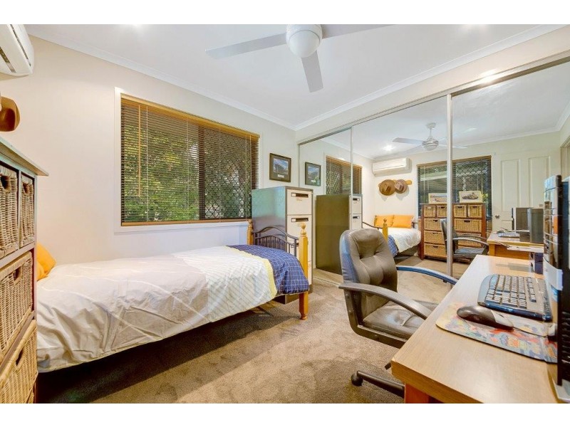 27 RONALD CRESCENT, Benaraby QLD 4680