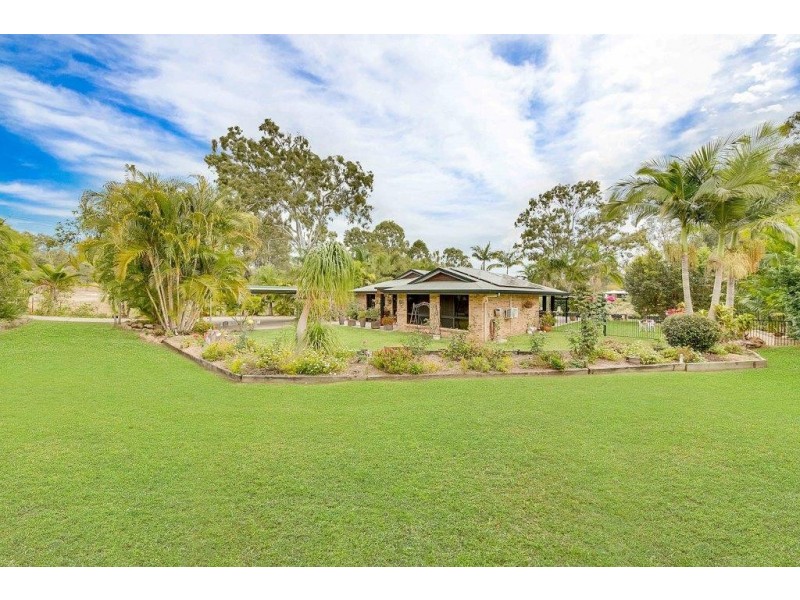 27 RONALD CRESCENT, Benaraby QLD 4680