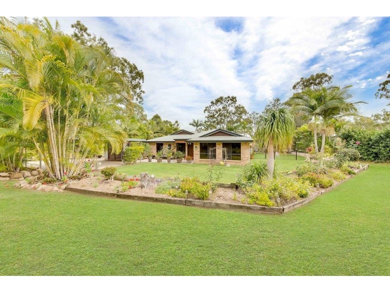 27 RONALD CRESCENT, Benaraby QLD 4680