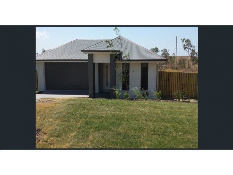 31 FLOREY PLACE, Kirkwood QLD 4680