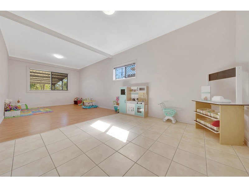 5 ANDERSON STREET, Clinton QLD 4680