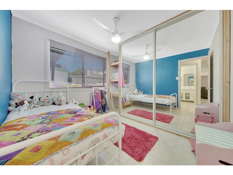 5 ANDERSON STREET, Clinton QLD 4680