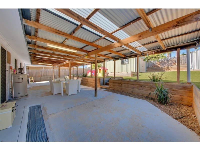 5 ANDERSON STREET, Clinton QLD 4680