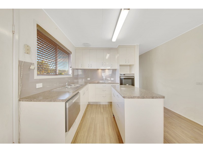 19 PASHLEY STREET, Clinton QLD 4680