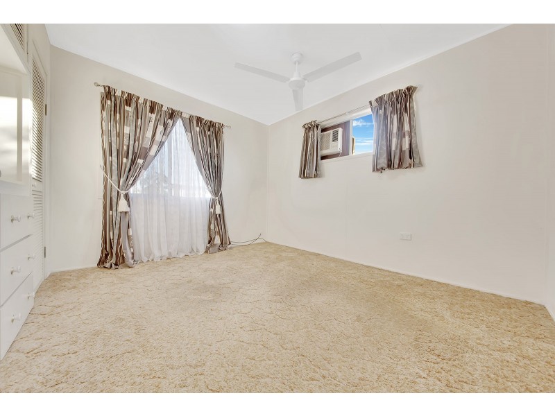19 PASHLEY STREET, Clinton QLD 4680