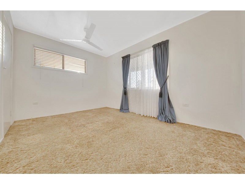 19 PASHLEY STREET, Clinton QLD 4680