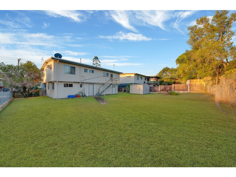 19 PASHLEY STREET, Clinton QLD 4680