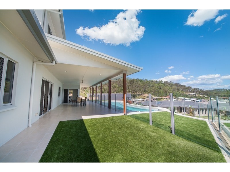 13 SCORPIUS PLACE, Telina QLD 4680